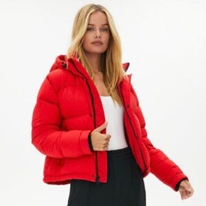 Aritzia The Super Puff Shorty red puffer jacket